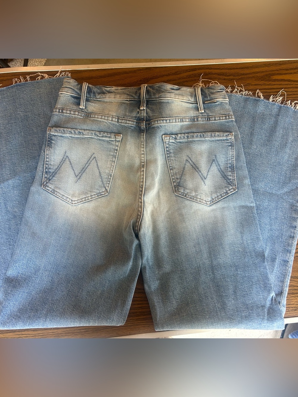 MOTHER women’s Light Wash Straight Jeans - Vintage Blue